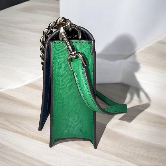 Kate Spade Navy & Green Crossbody | J183 | Gold Chain Strap | Like New - Picture 4 of 14
